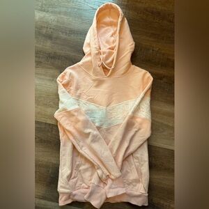 Medium Buffbunny sweatshirt